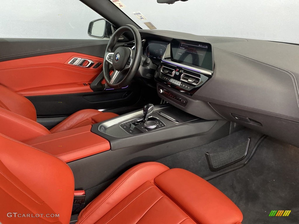2019 Z4 sDrive30i - Frozen Grey II Metallic / Magma Red photo #32