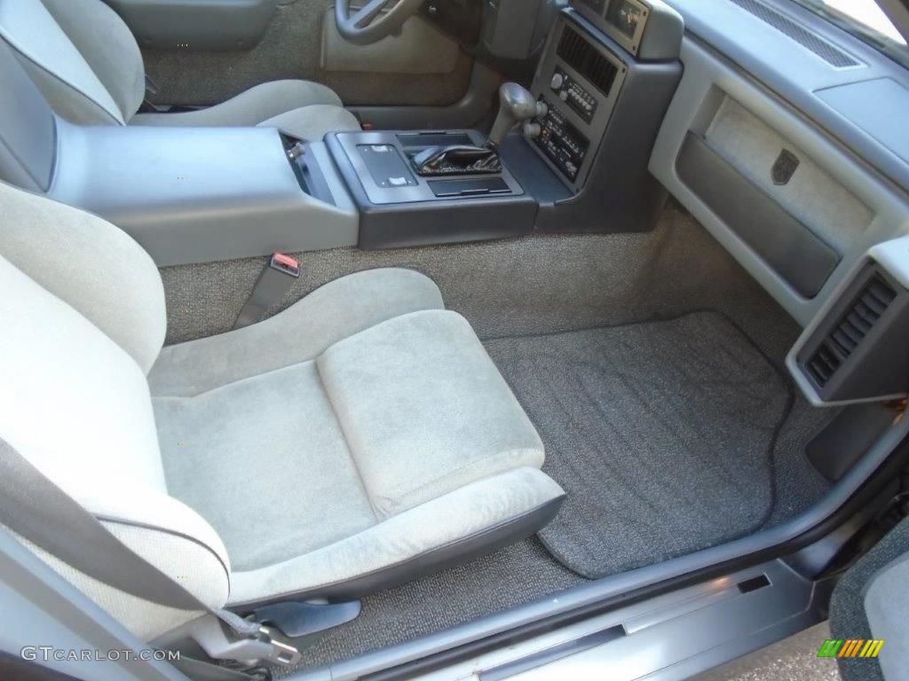 1986 Pontiac Fiero GT Front Seat Photo #145511397