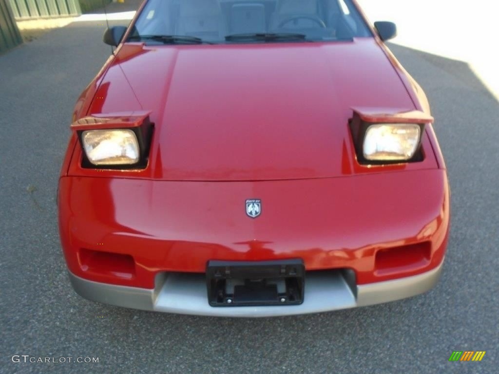 1986 Fiero GT - Red / Gray photo #14