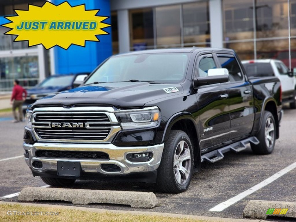 2020 1500 Laramie Crew Cab 4x4 - Diamond Black Crystal Pearl / Black photo #1