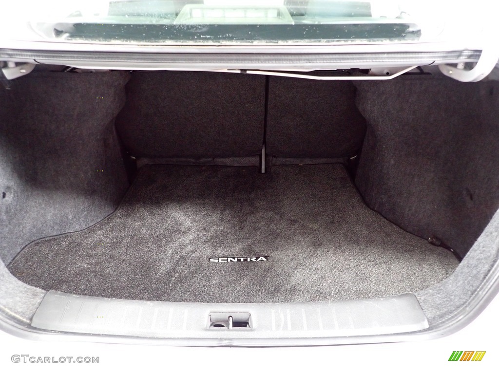 2019 Sentra S - Fresh Powder / Charcoal photo #9