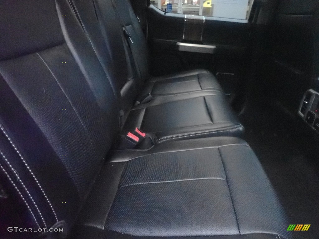 2018 F150 Lariat SuperCrew 4x4 - Ingot Silver / Black photo #17