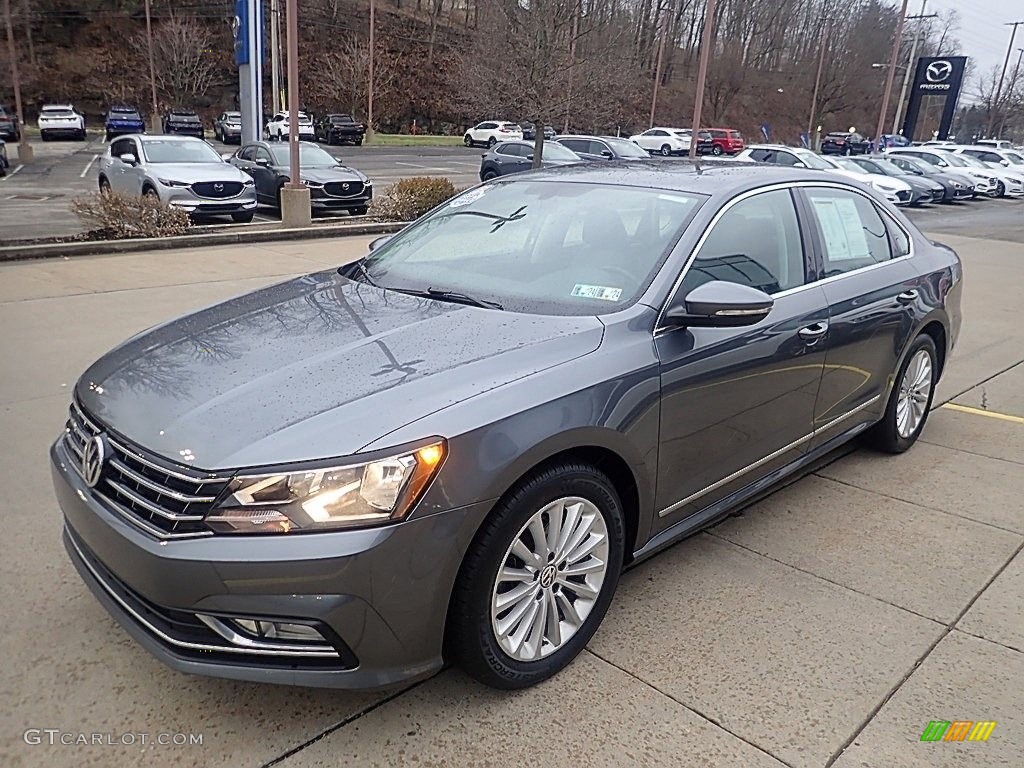 Platinum Gray Metallic 2016 Volkswagen Passat SE Sedan Exterior Photo #145513707