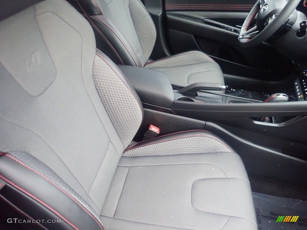 Black Interior 2023 Hyundai Elantra N-Line Photo #145514037