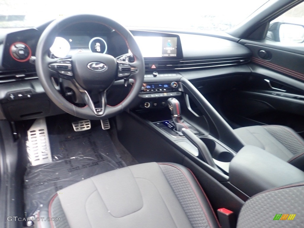 Black Interior 2023 Hyundai Elantra N-Line Photo #145514094