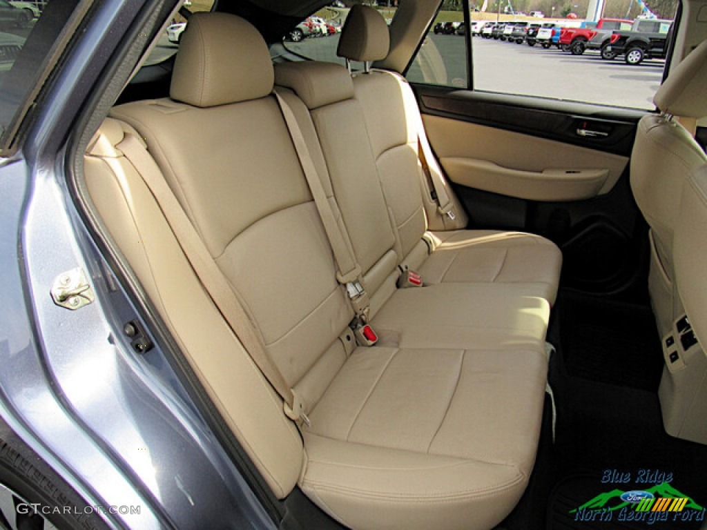 2016 Subaru Outback 2.5i Limited Rear Seat Photos