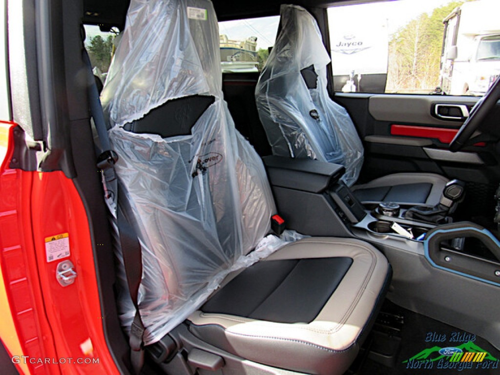 2023 Ford Bronco Wildtrak 4X4 2-Door Front Seat Photo #145517941