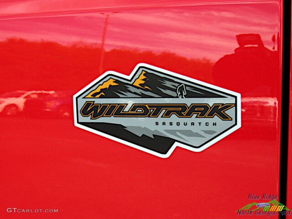 2023 Ford Bronco Wildtrak 4X4 2-Door Marks and Logos Photos