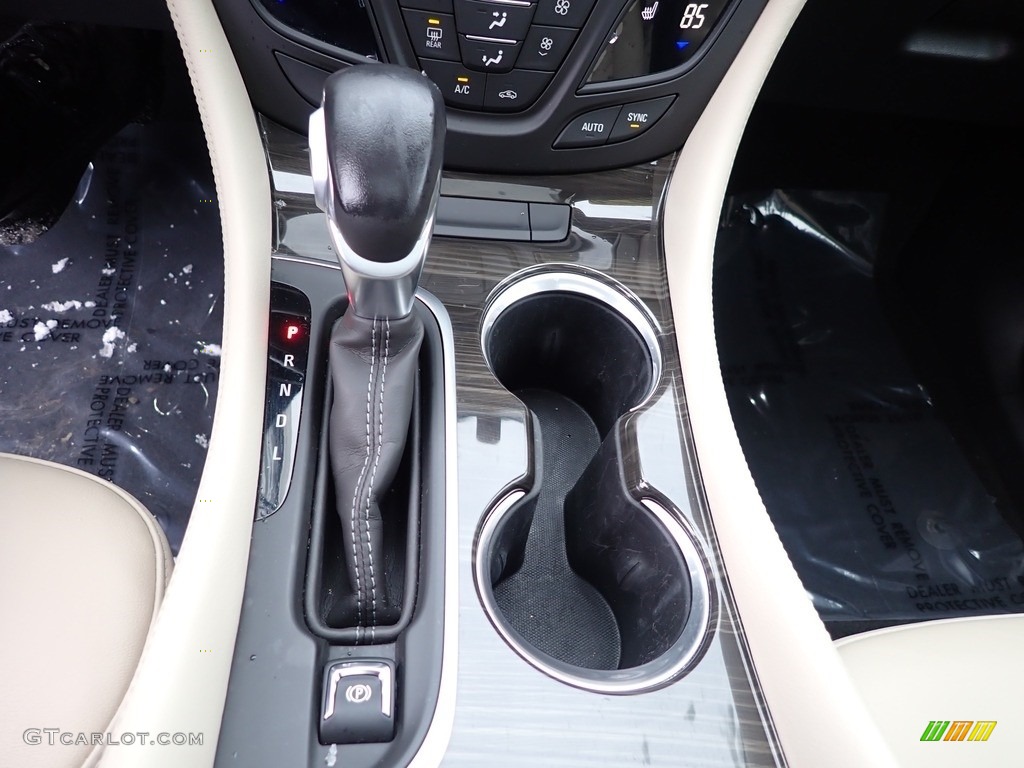 2020 Envision Essence AWD - Summit White / Light Neutral photo #28
