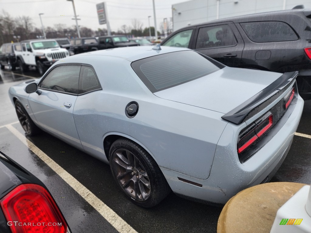 2021 Challenger R/T Scat Pack - Smoke Show / Black photo #5