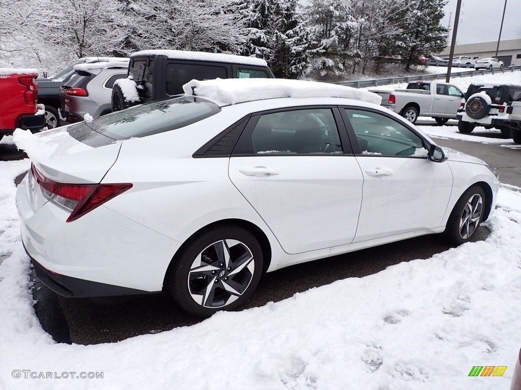 2023 Elantra SEL - Serenity White / Black photo #4