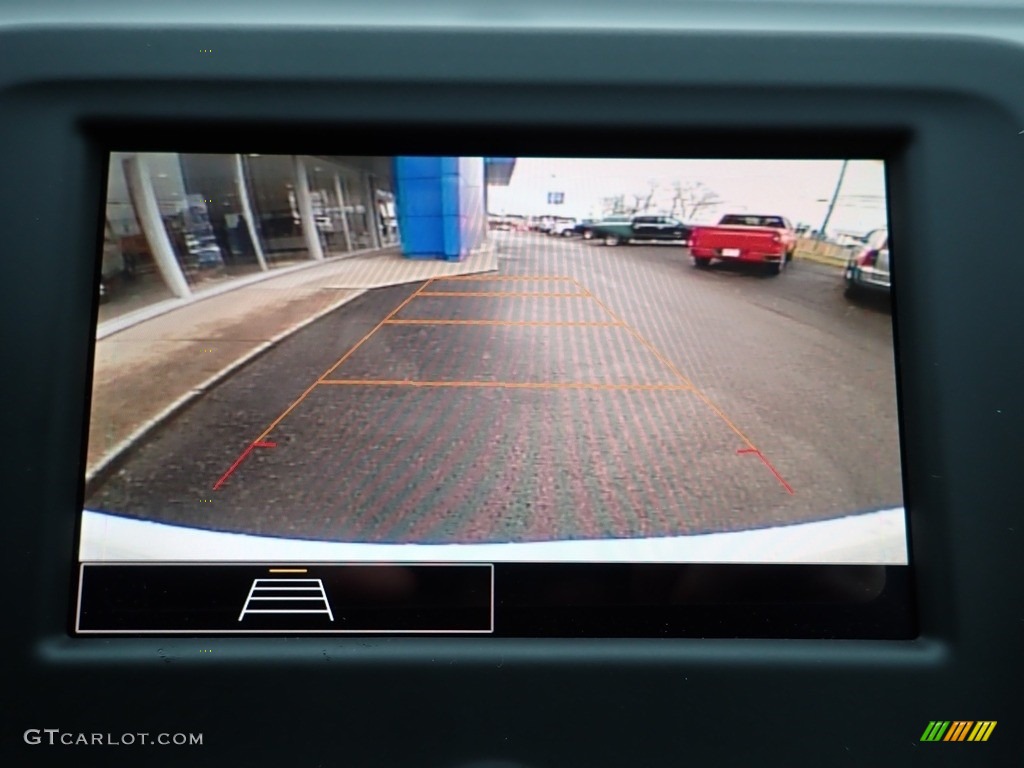 2023 Equinox LT - Summit White / Jet Black photo #19