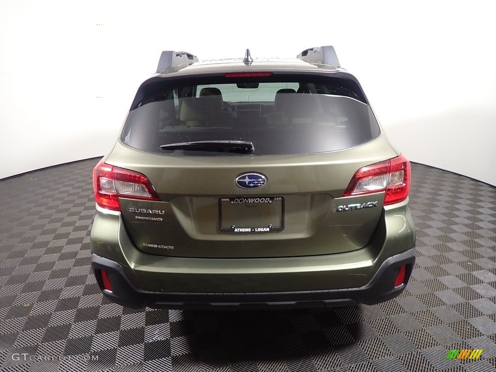 2019 Outback 2.5i Premium - Wilderness Green Metallic / Warm Ivory photo #11