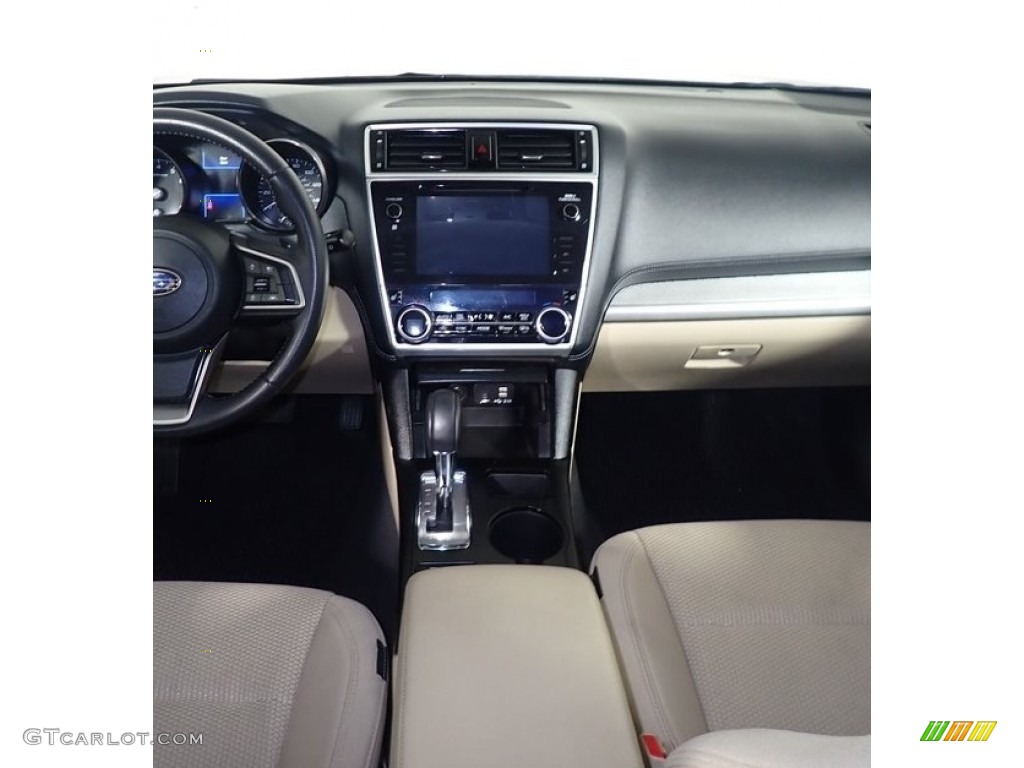 2019 Outback 2.5i Premium - Wilderness Green Metallic / Warm Ivory photo #22