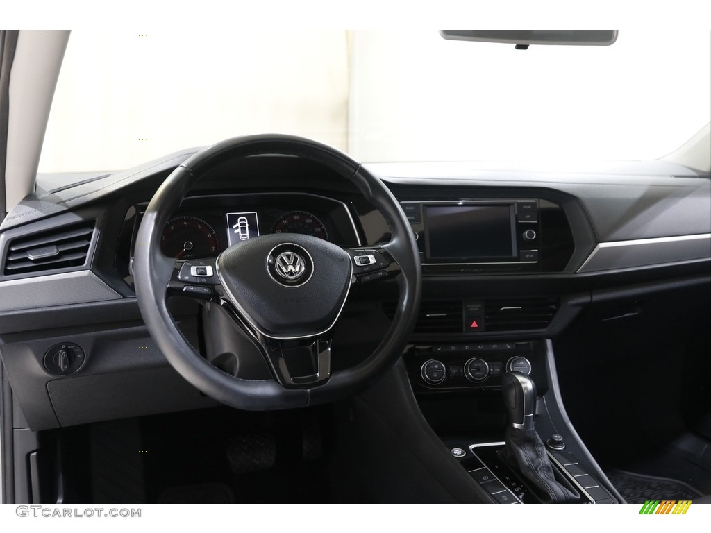 2019 Jetta SE - Platinum Gray Metallic / Titan Black photo #6