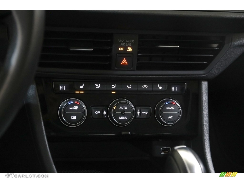 2019 Jetta SE - Platinum Gray Metallic / Titan Black photo #13