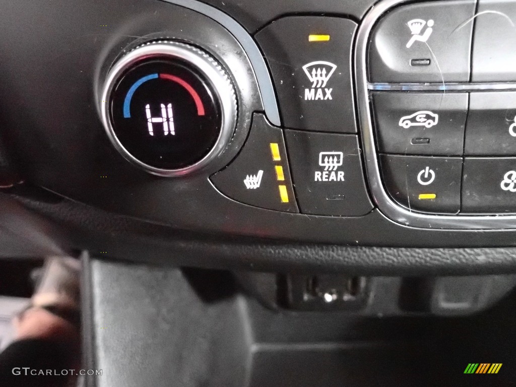 2019 Traverse LT AWD - Silver Ice Metallic / Jet Black photo #4