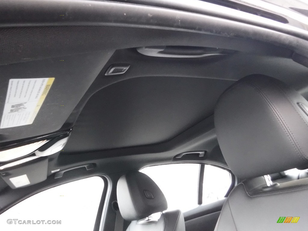 2020 3 Series 330i xDrive Sedan - Black Sapphire Metallic / Black photo #20