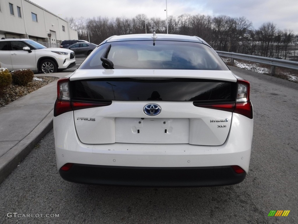2019 Prius XLE - Blizzard White Pearl / Black photo #15