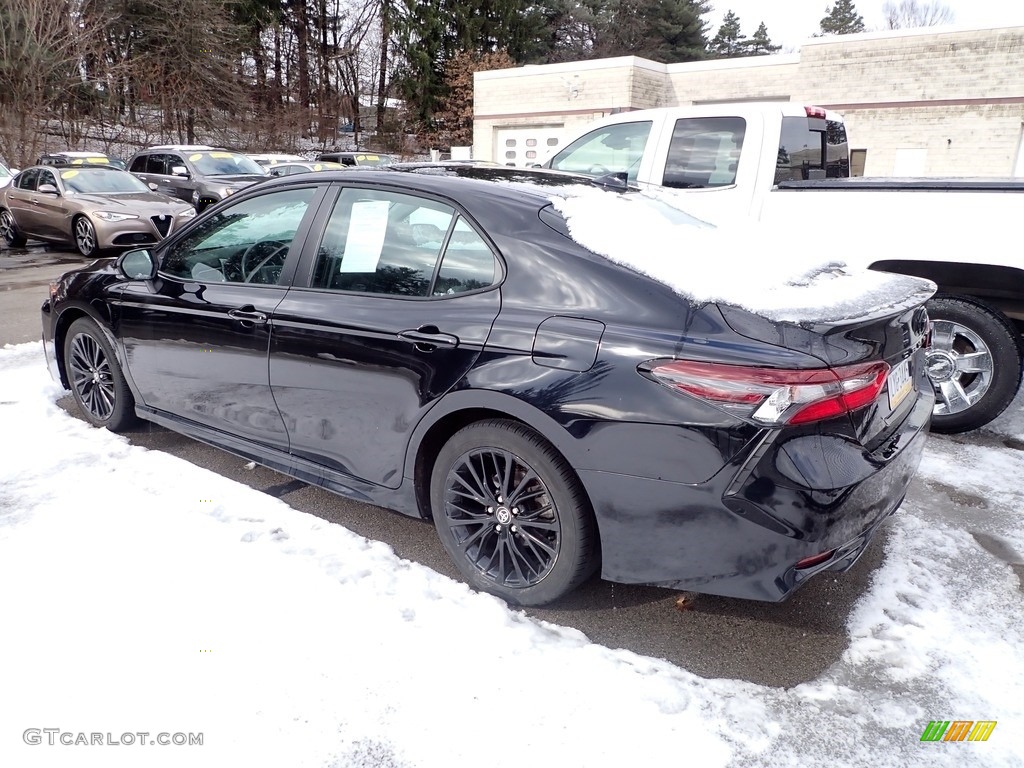 2022 Camry SE Nightshade - Midnight Black Metallic / Black photo #4