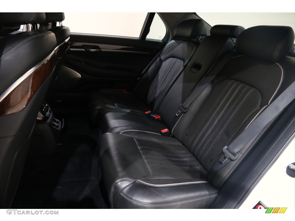 2018 Hyundai Genesis G90 AWD Rear Seat Photo #145534230