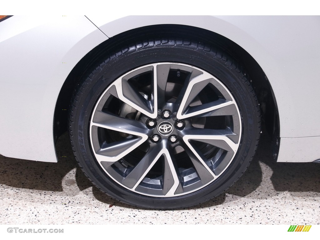 2022 Toyota Corolla SE Wheel Photos