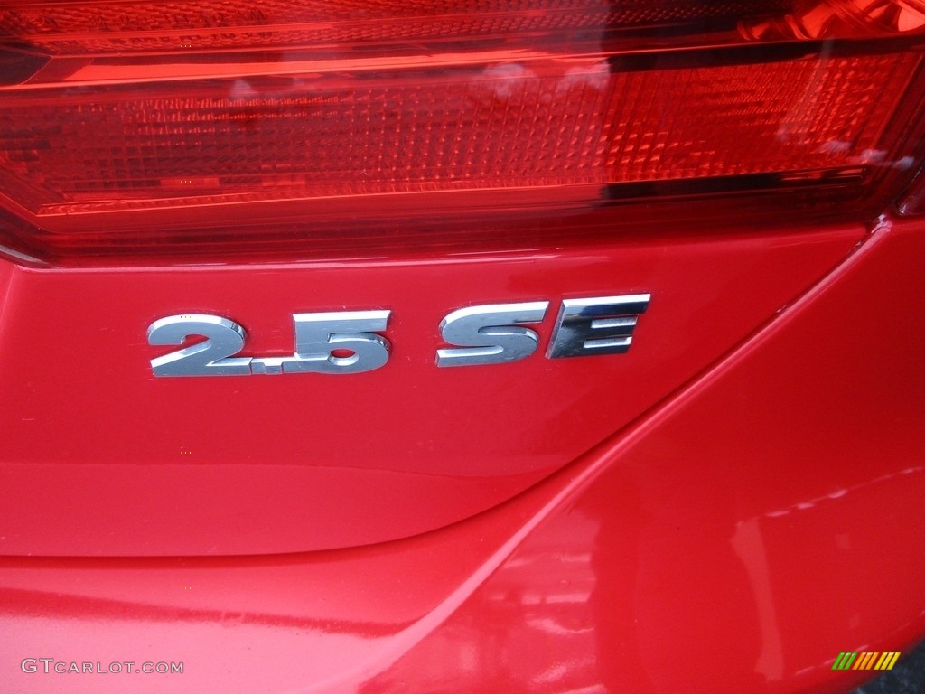 2013 Jetta SE Sedan - Tornado Red / Cornsilk Beige photo #23