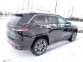 Diamond Black Crystal Pearl - Grand Cherokee Overland 4XE Photo No. 5
