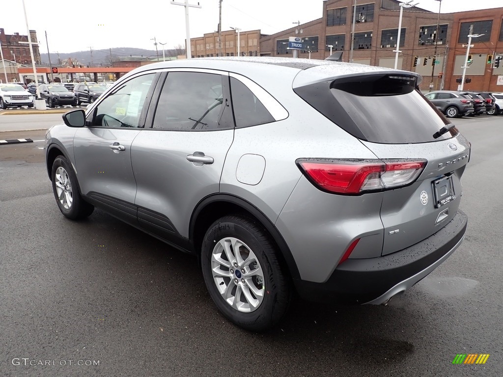 2022 Escape SE 4WD - Iconic Silver / Sandstone photo #6