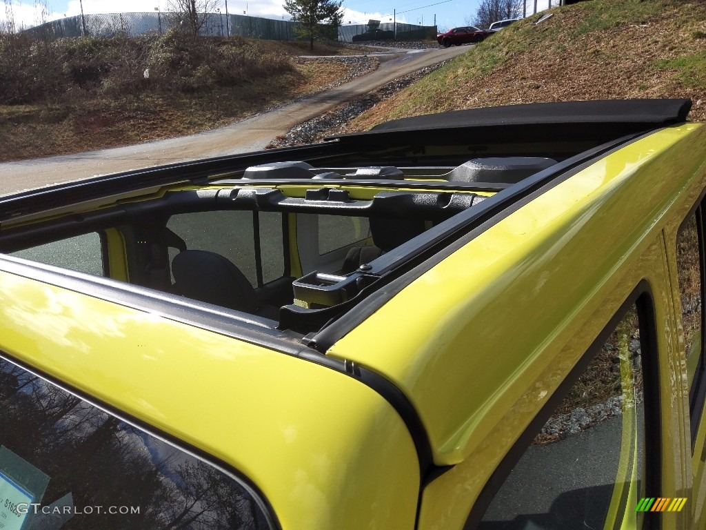 2023 Jeep Wrangler Unlimited Rubicon 4x4 Sunroof Photos