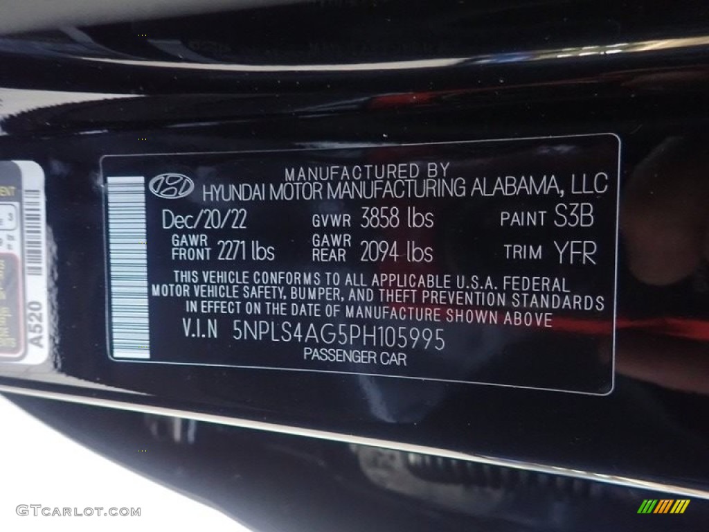 2023 Elantra SEL - Phantom Black / Medium Gray photo #18