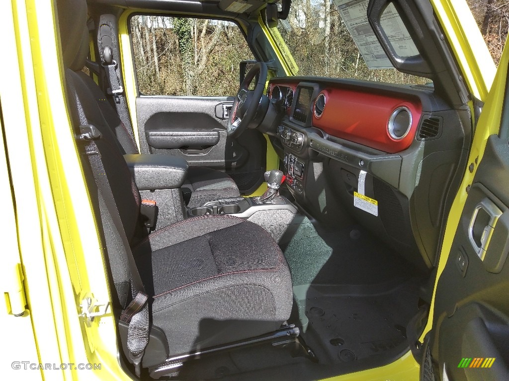 2023 Jeep Wrangler Unlimited Rubicon 4x4 Front Seat Photo #145539151