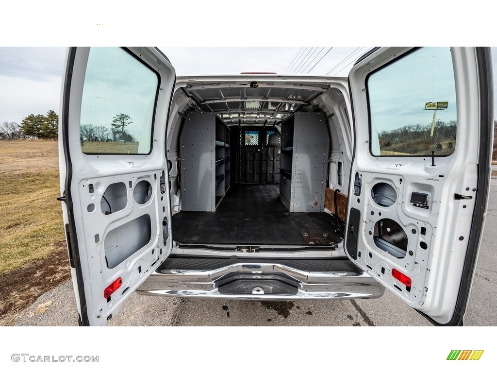 2011 E Series Van E350 XL Extended Utility - Oxford White / Medium Flint photo #4