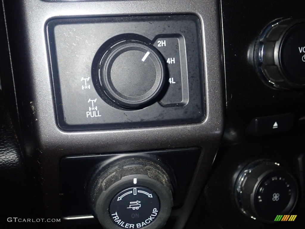 2016 F150 XLT SuperCab 4x4 - Lithium Gray / Black photo #23