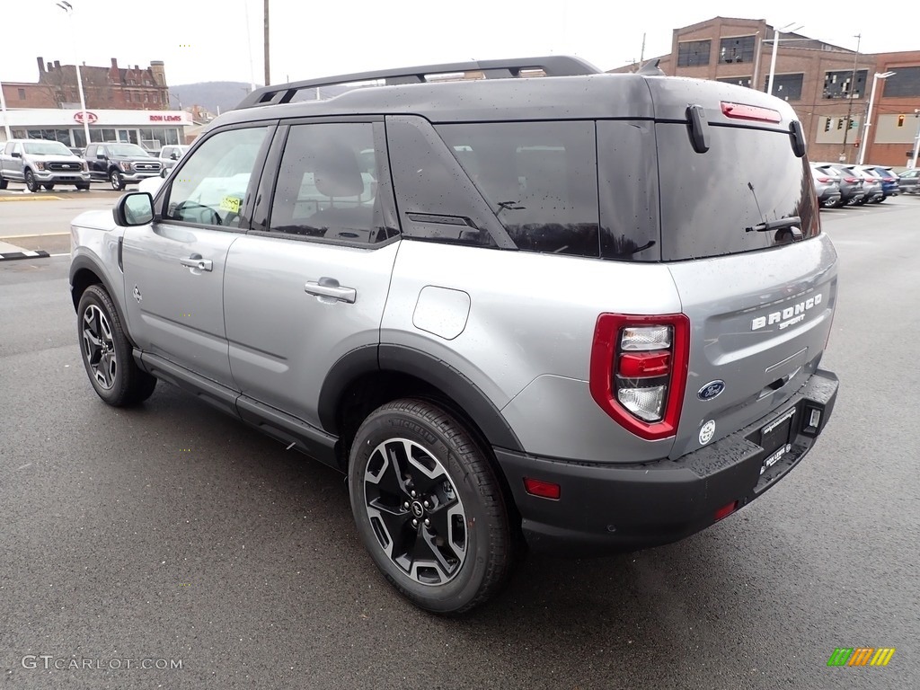 Iconic Silver Metallic 2023 Ford Bronco Sport Outer Banks 4x4 Exterior Photo #145540261