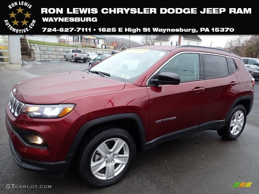 2022 Compass Latitude 4x4 - Velvet Red Pearl / Steel Gray photo #1