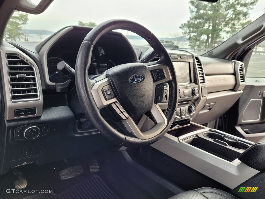2017 F350 Super Duty Lariat SuperCab 4x4 - Shadow Black / Black photo #3