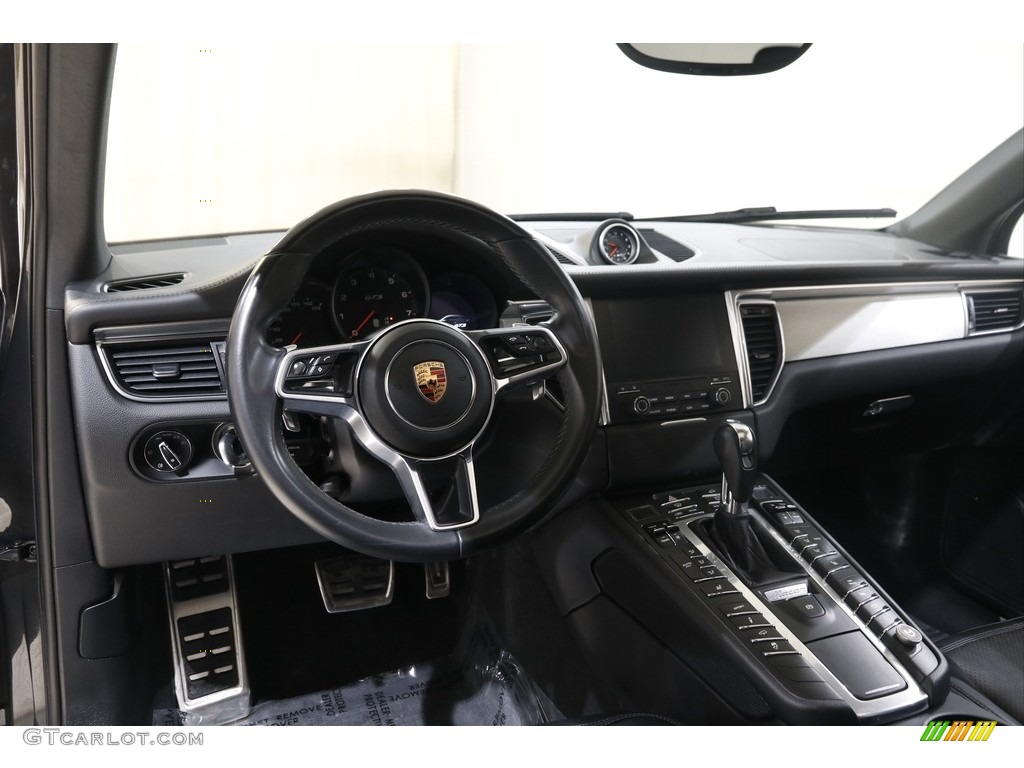 2017 Porsche Macan GTS Black Dashboard Photo #145545082