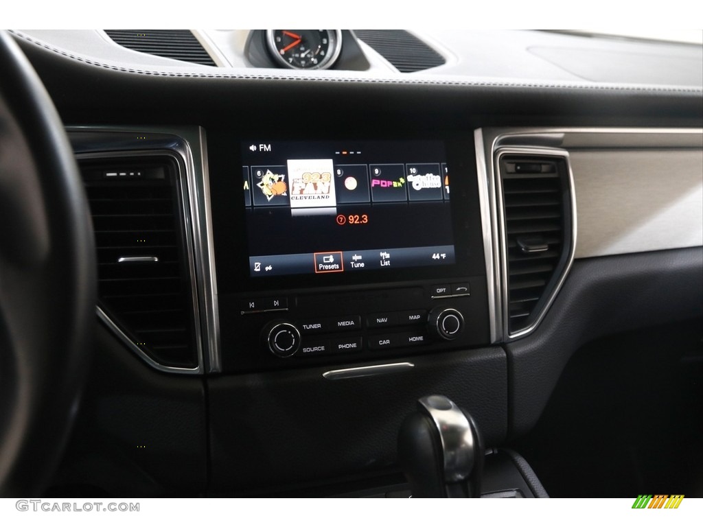 2017 Porsche Macan GTS Controls Photo #145545091