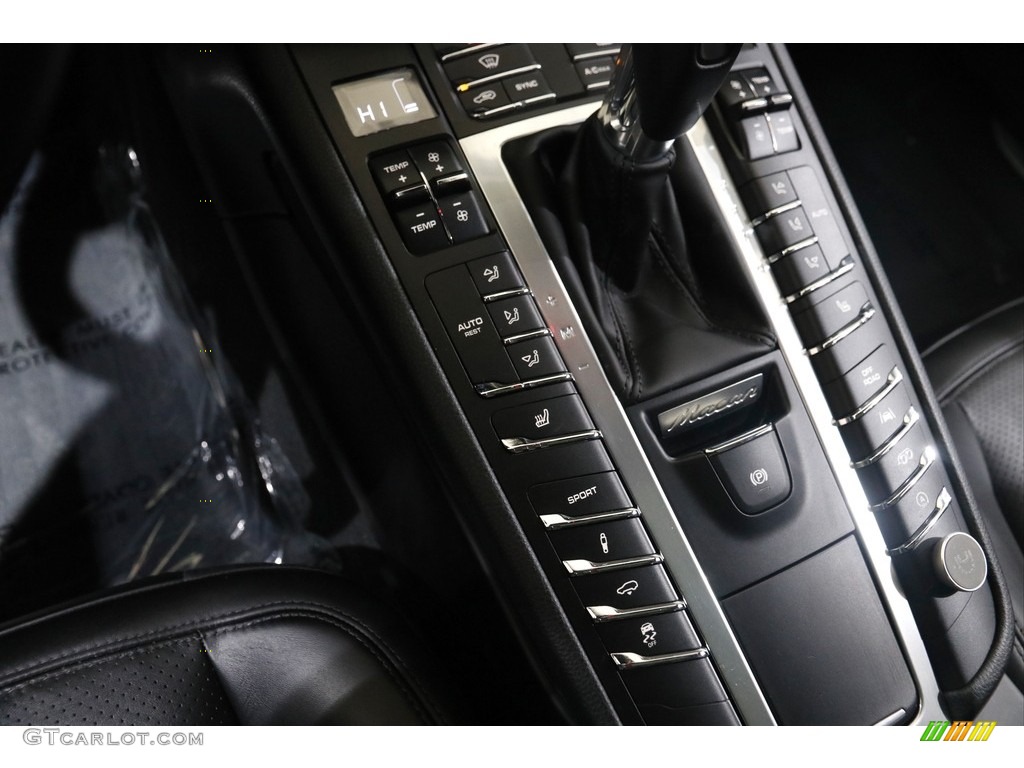 2017 Porsche Macan GTS Controls Photo #145545112