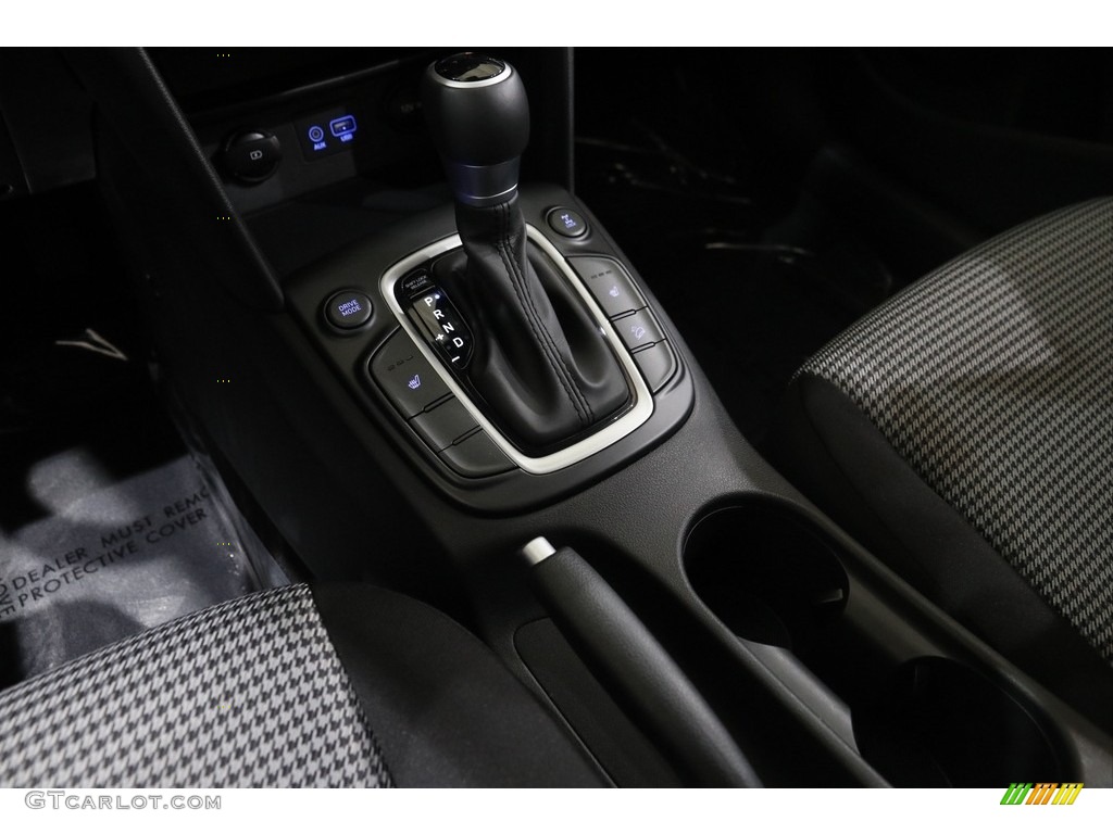 2021 Hyundai Kona SEL AWD Transmission Photos