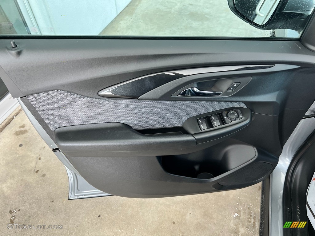 2023 Chevrolet TrailBlazer LT AWD Jet Black Door Panel Photo #145546291