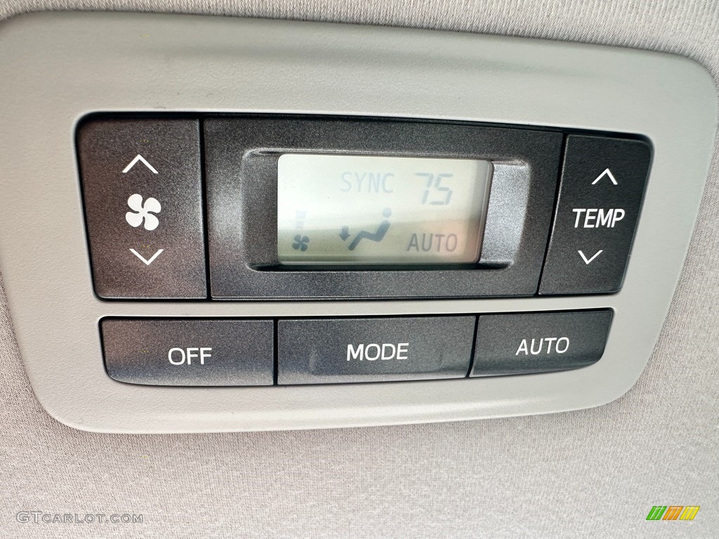 2012 Sienna XLE - Predawn Gray Mica / Light Gray photo #38