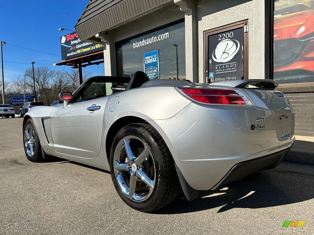 2009 Sky Roadster - Silver Pearl / Black photo #24