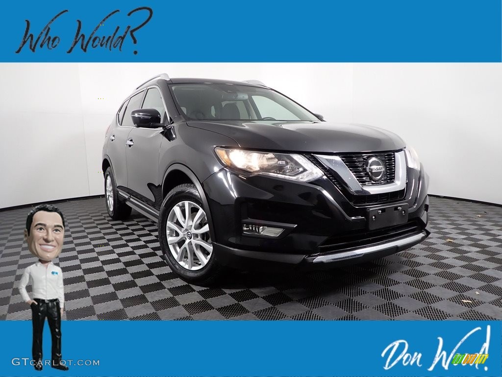 Magnetic Black Pearl Nissan Rogue
