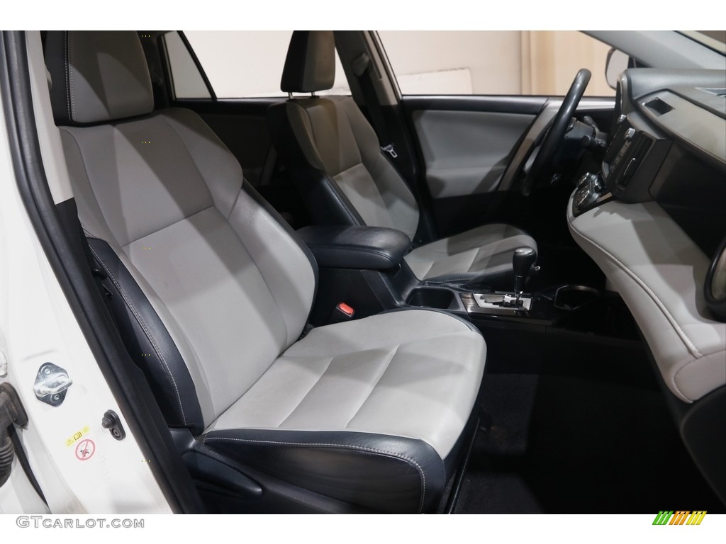 2017 Toyota RAV4 Limited Front Seat Photos