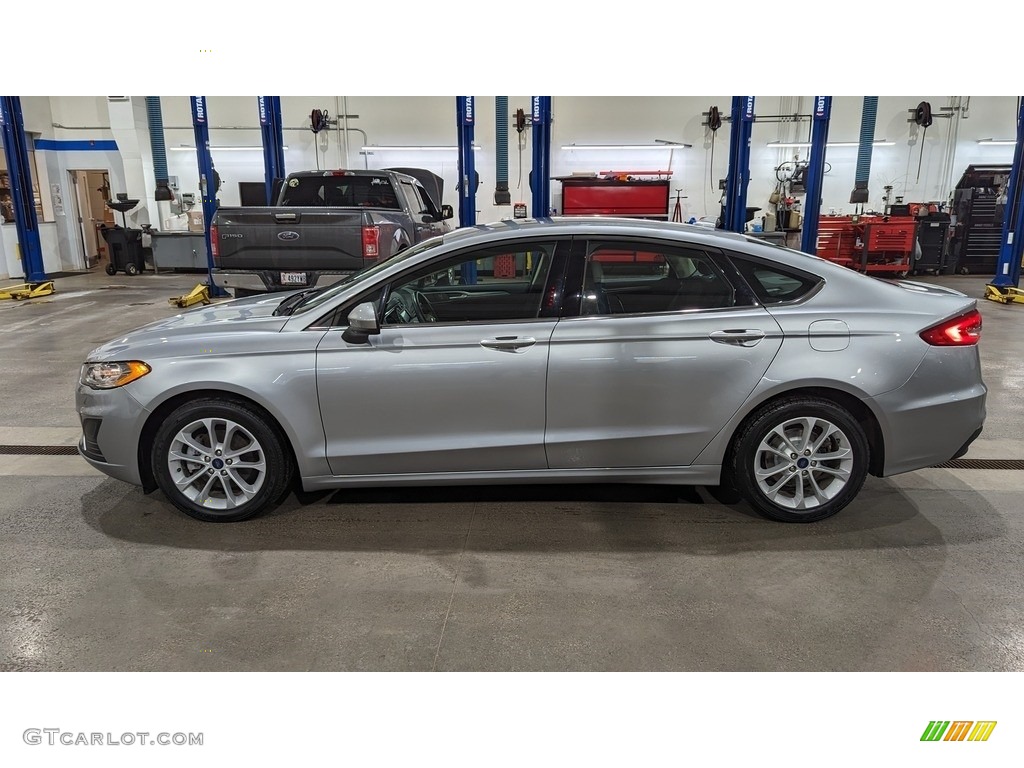 2020 Fusion Hybrid SE - Iconic Silver / Ebony photo #2