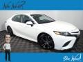 2019 Super White Toyota Camry SE  photo #1