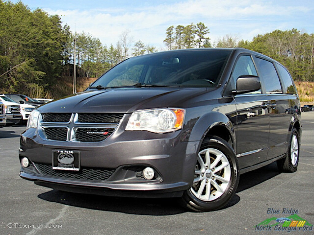 2020 Grand Caravan SXT - Granite Pearl / Black/Light Graystone photo #1