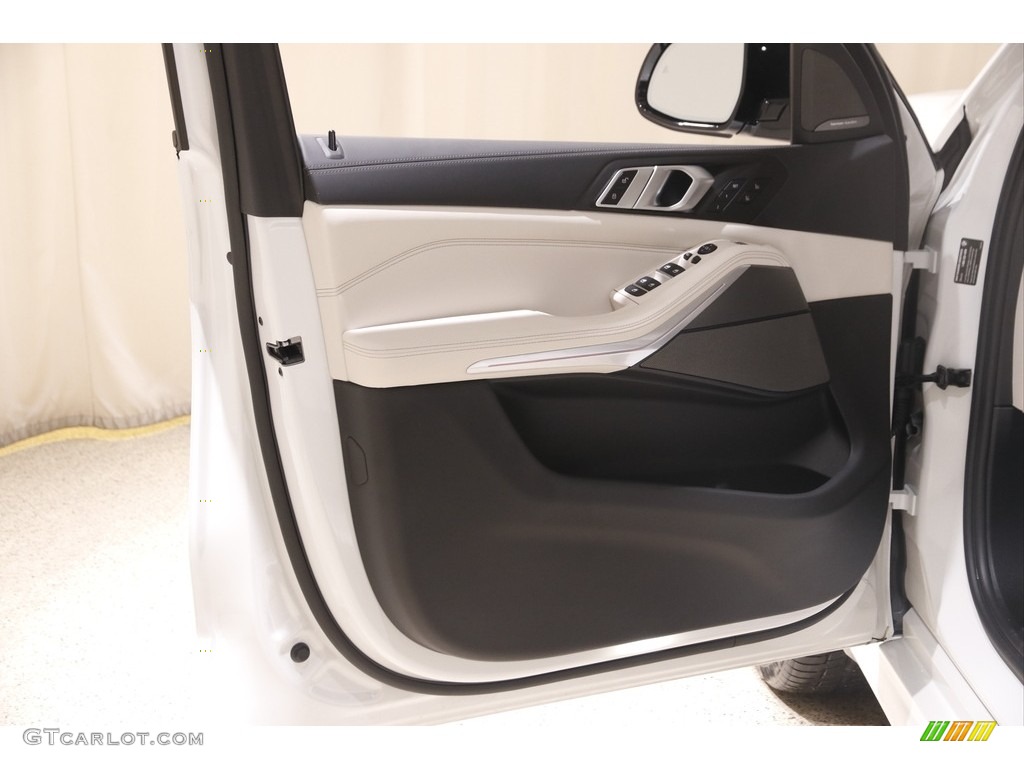 2022 BMW X5 M50i Ivory White Door Panel Photo #145557269